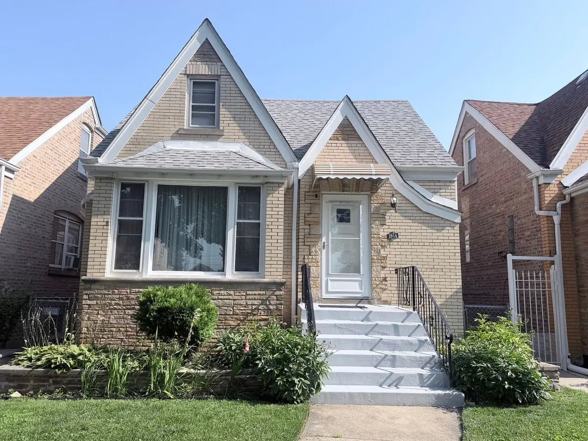 3916 W 59th Place