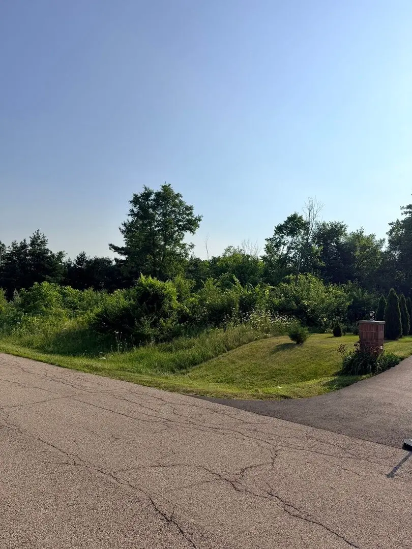 3106 Kristen Trail