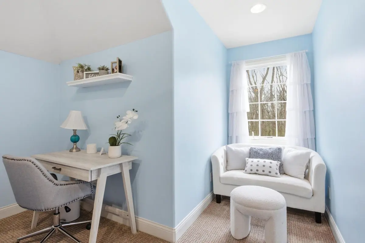 1501 Ridgefield Drive