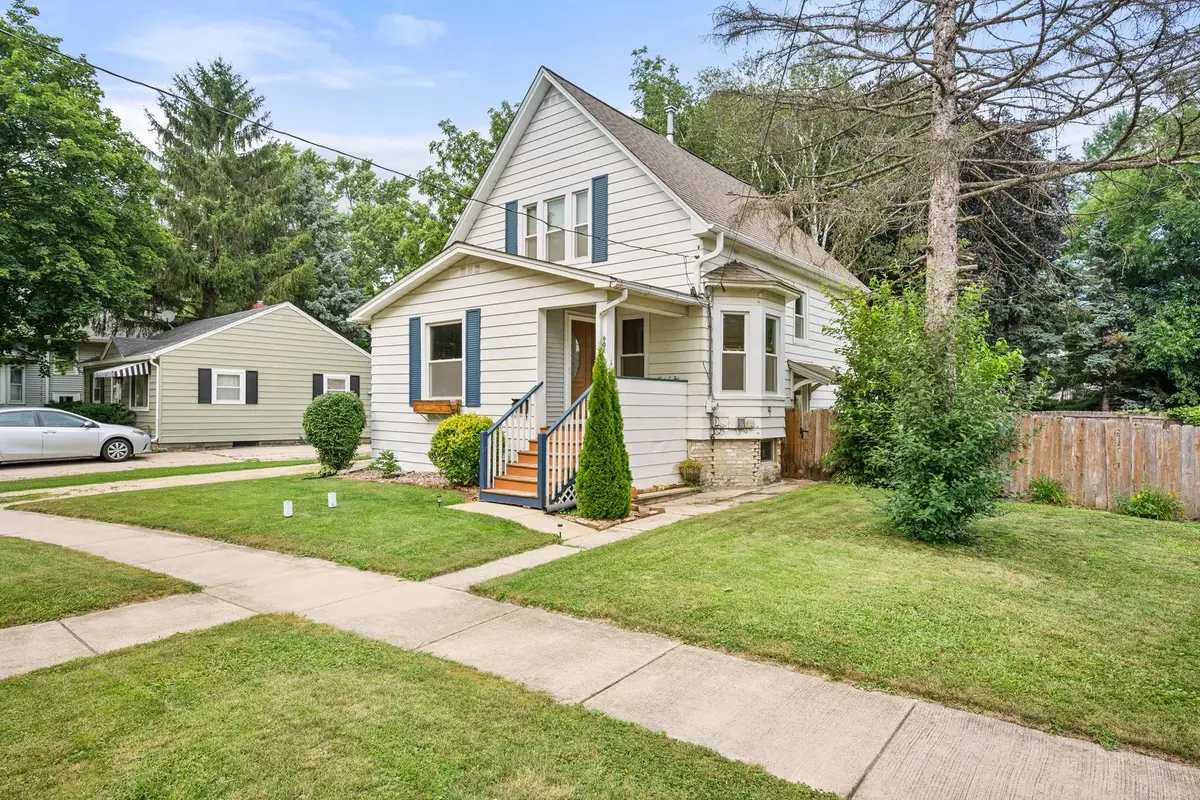 902 N 12th Street
