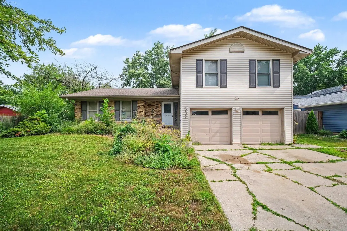 532 Carlyle Lane