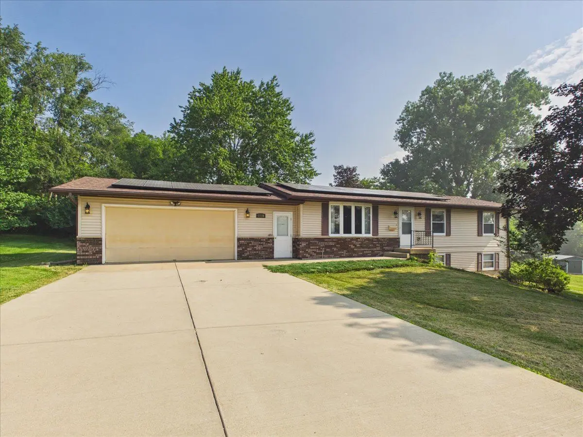 1114 W Lynwood Court
