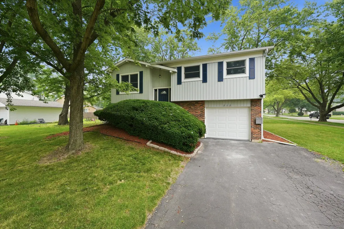 212 Kenilworth Drive