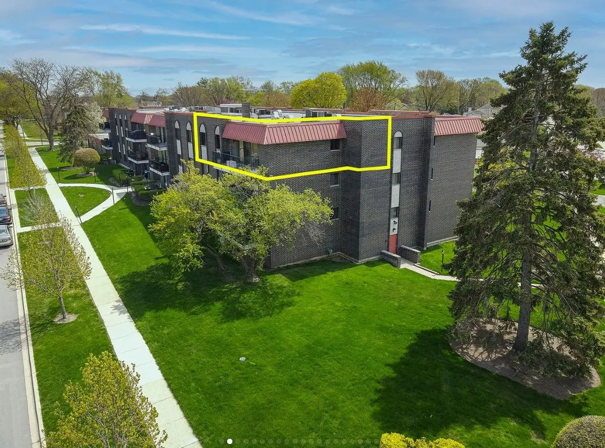 1255 W Prospect Avenue
