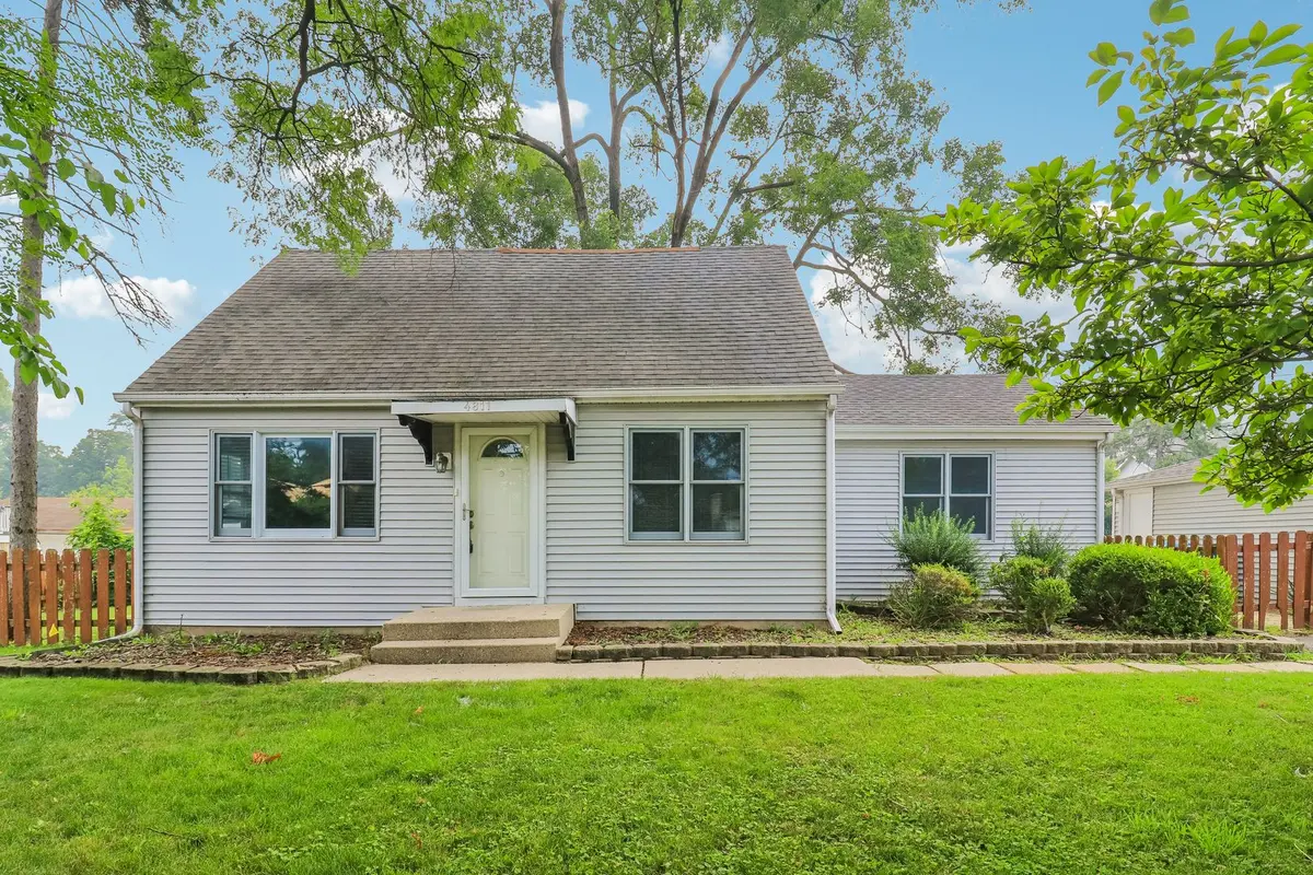 4811 Roslyn Road