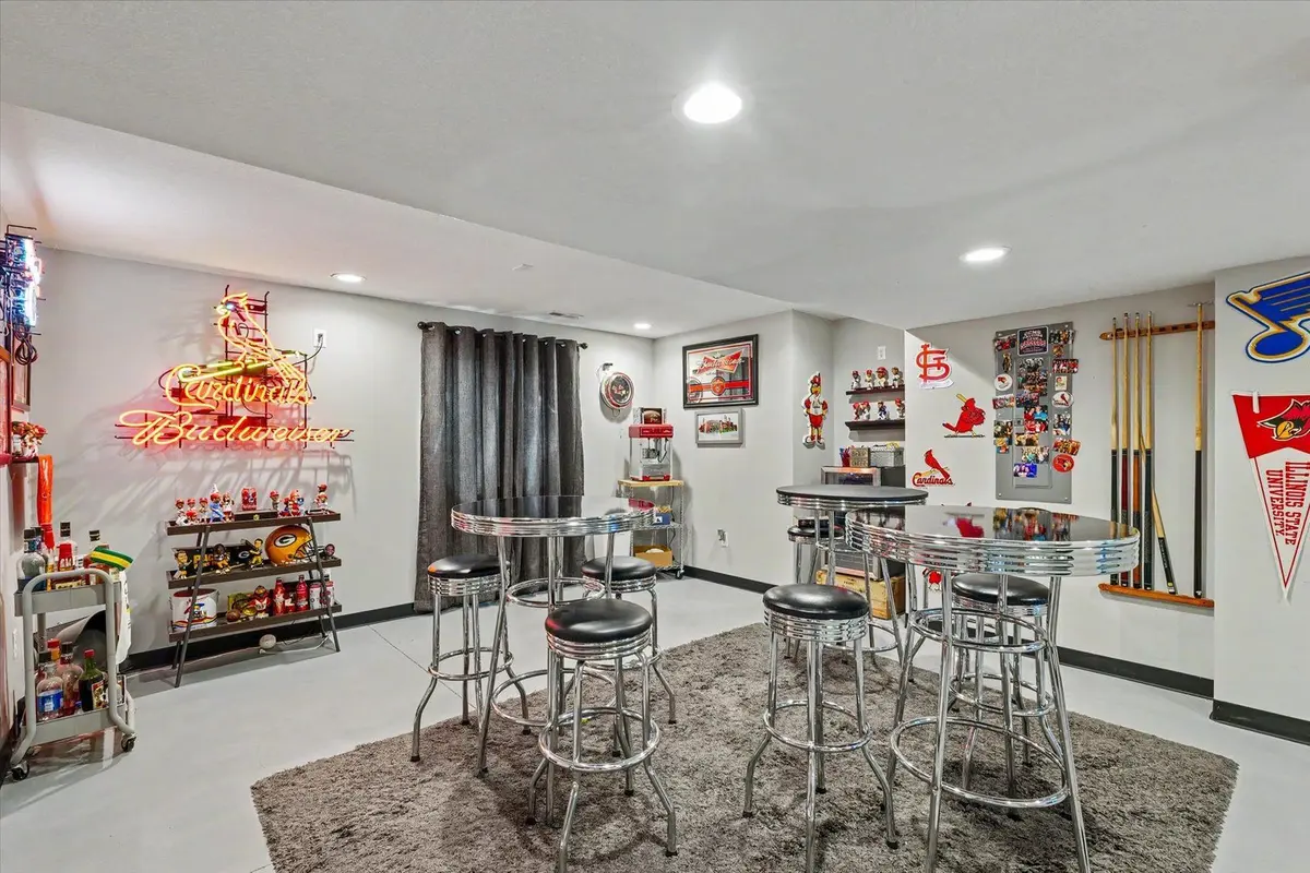 1402 Railside Drive