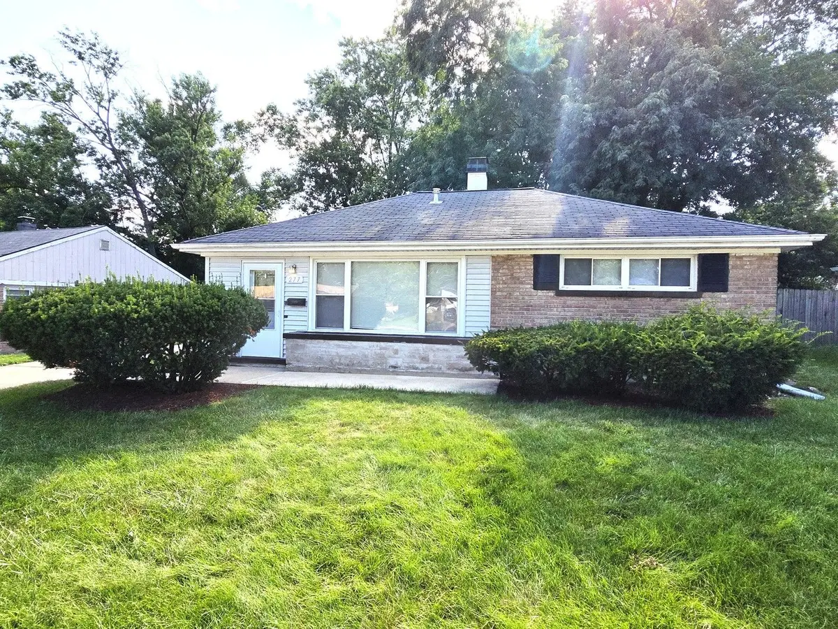 277 Minocqua Street