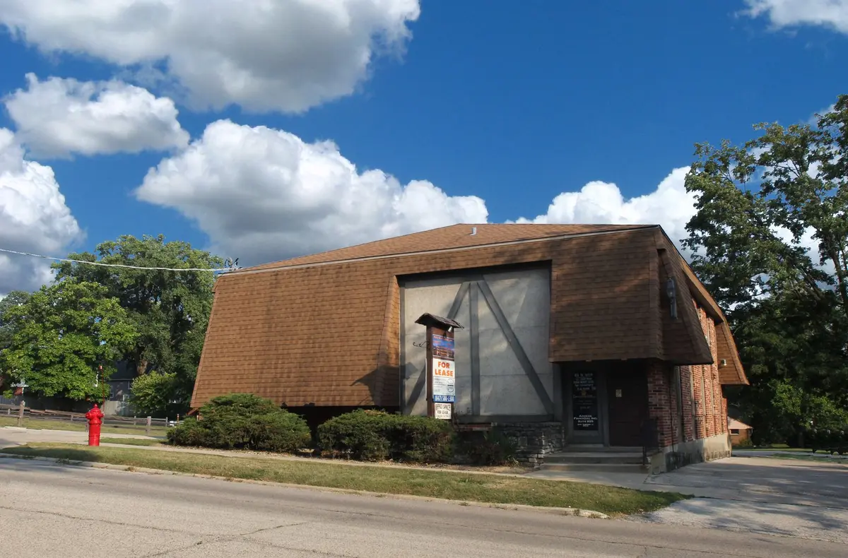 83 W Main Street