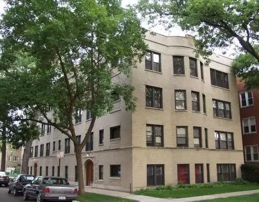 4434 W GUNNISON Avenue