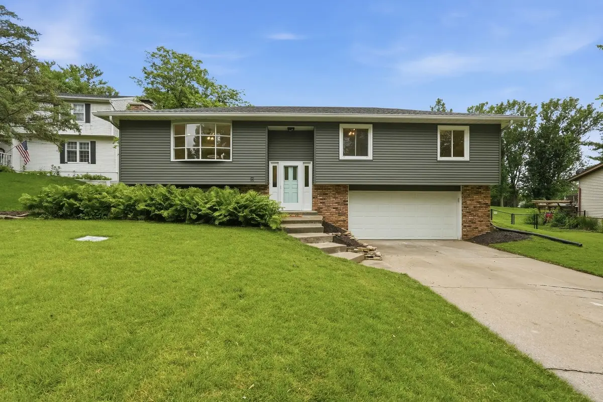 1721 E 42nd Court