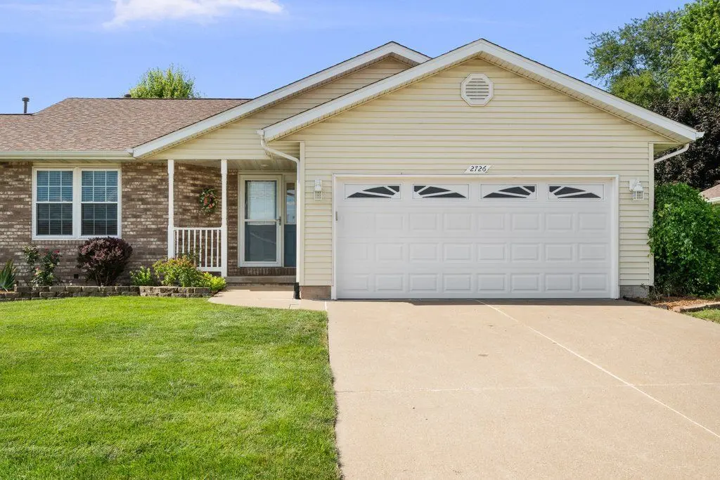2726 Linwood Court