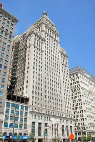 310 S Michigan Avenue