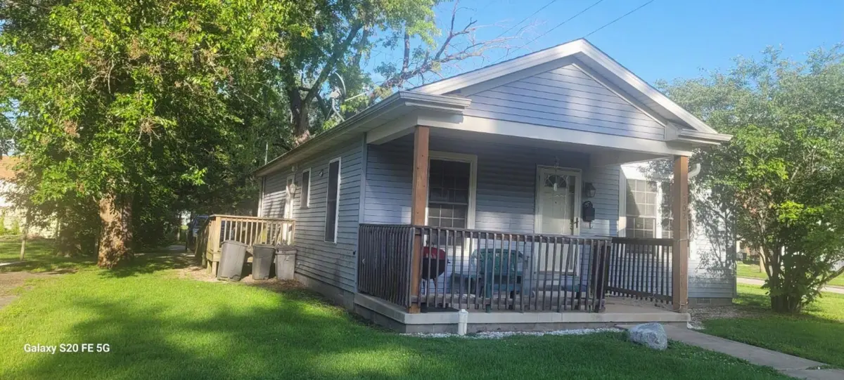 1302 N Champaign Street