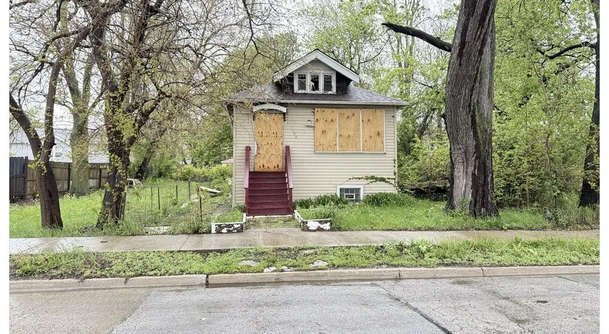 1044 W 115th Street