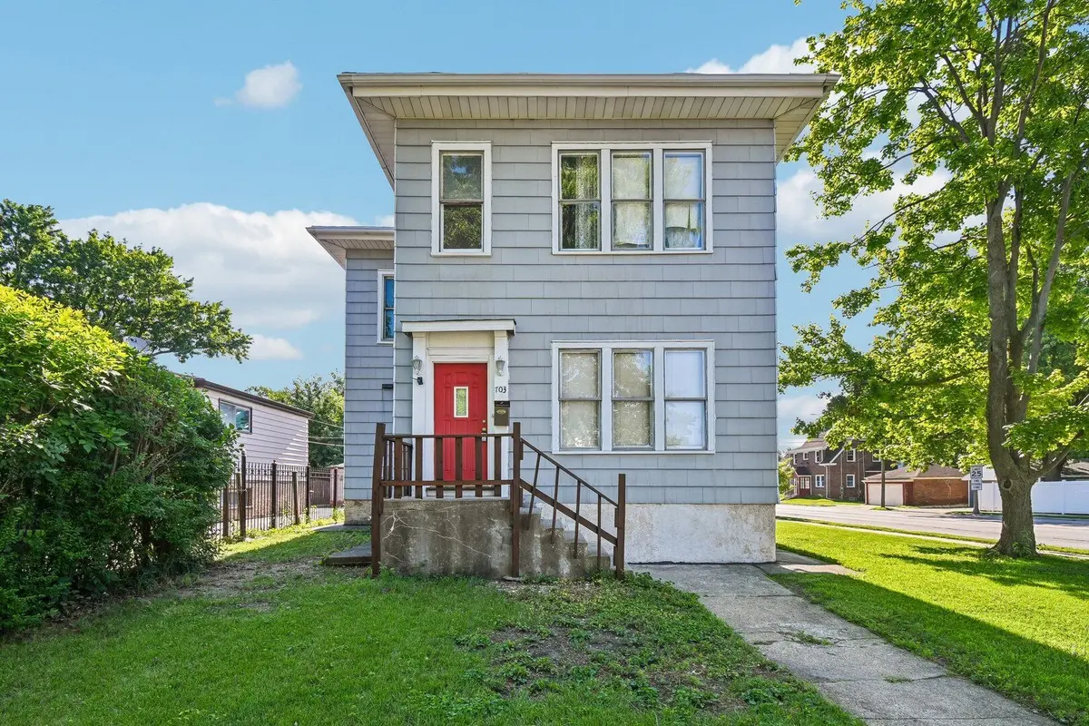 703 N 7th Avenue