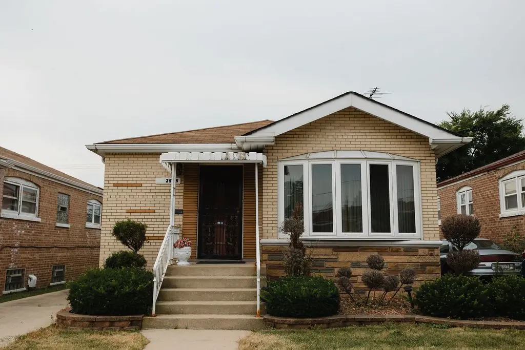2545 E 93rd Street