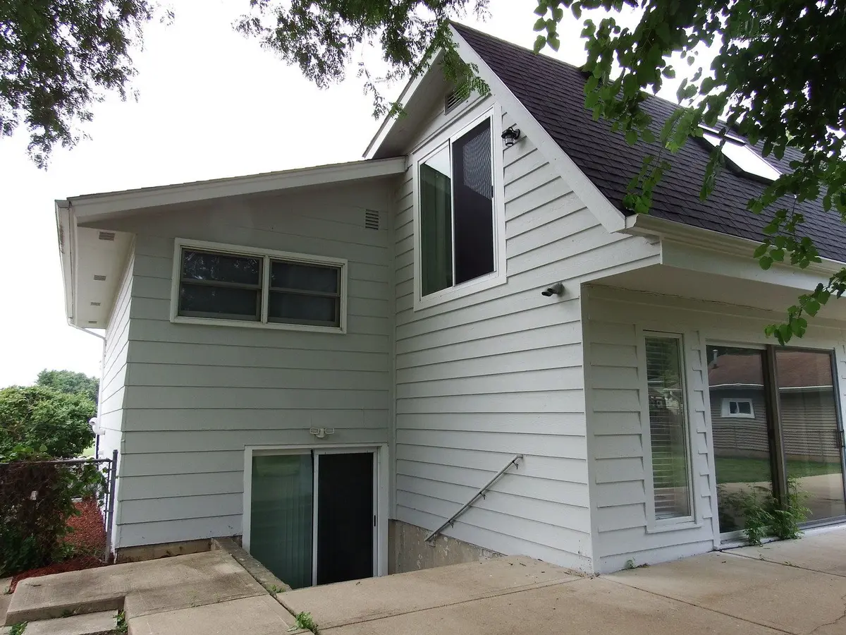 1109 W Weathersfield Way