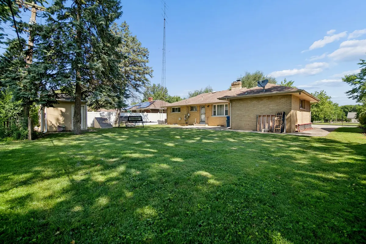 922 W Van Meter Street