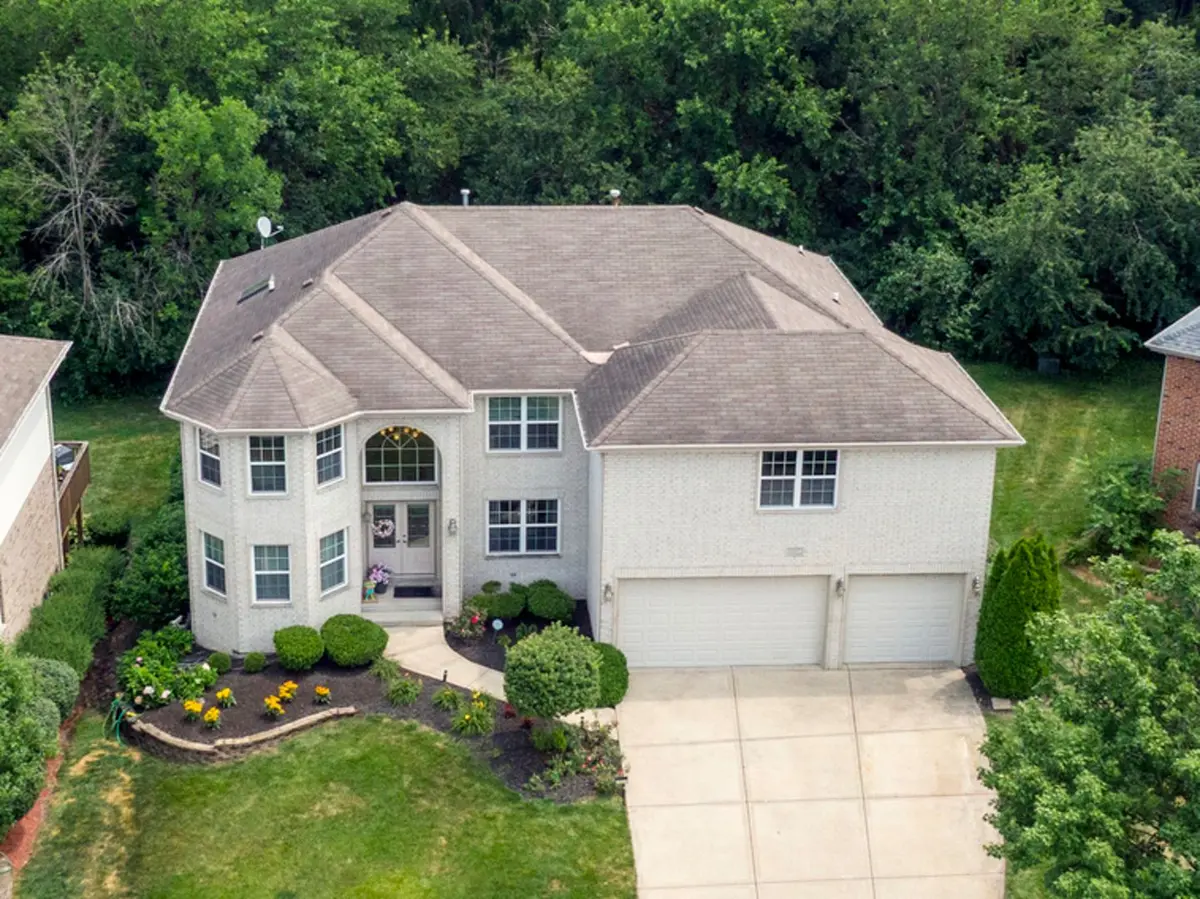 1527 Tienstra Court