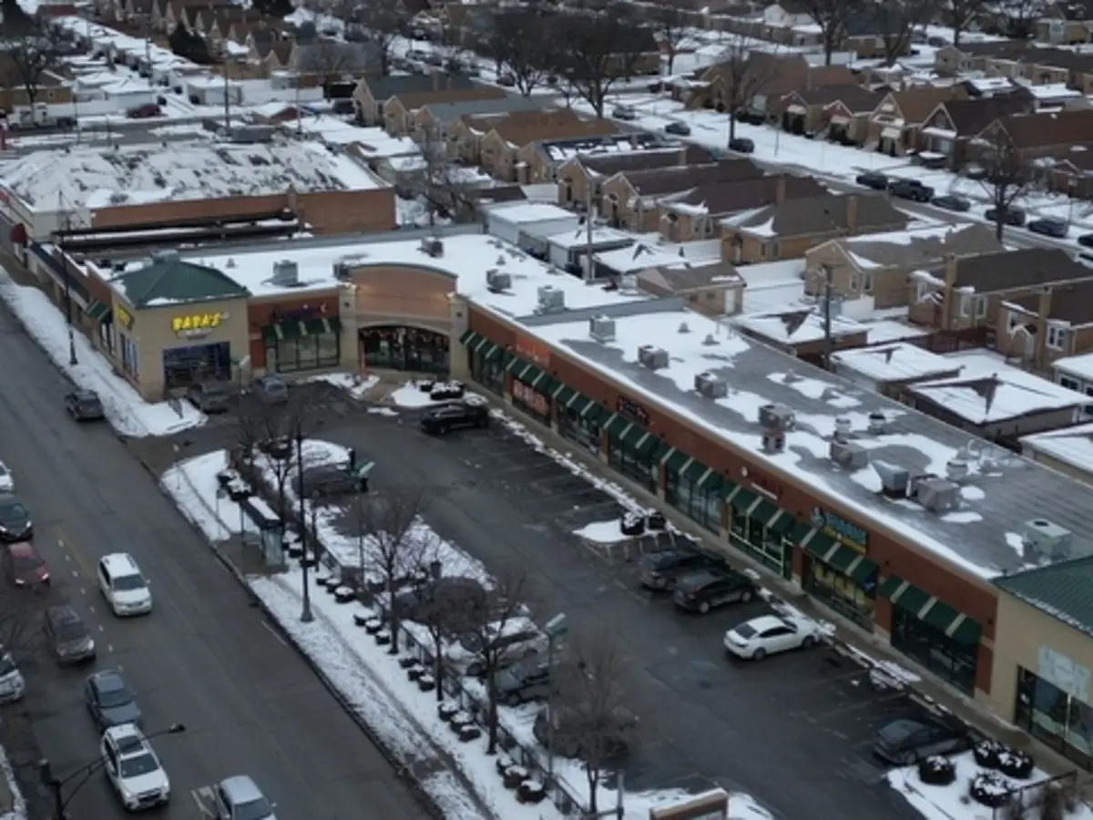 8235-8259 S KEDZIE Avenue