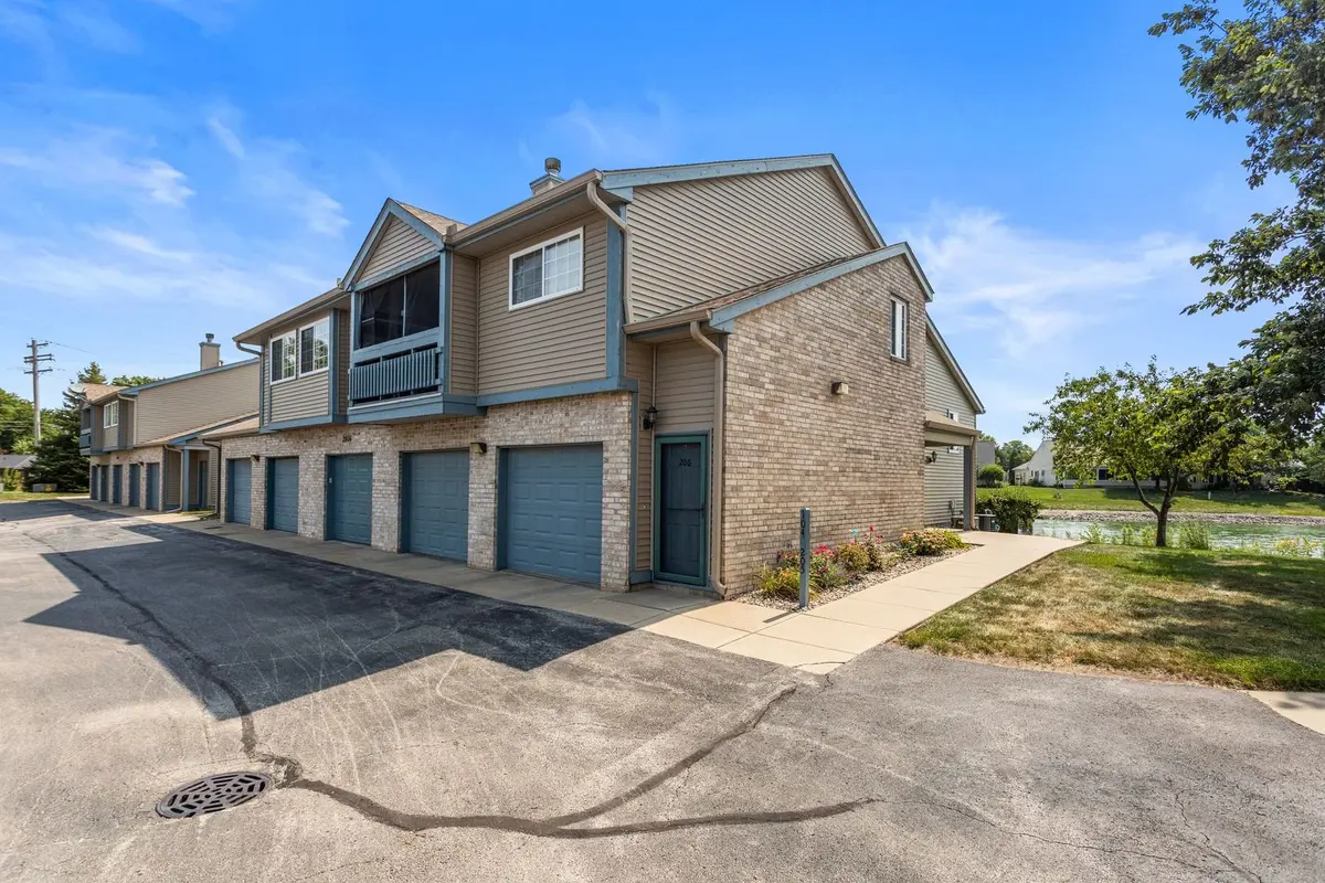 2406 Windward Boulevard