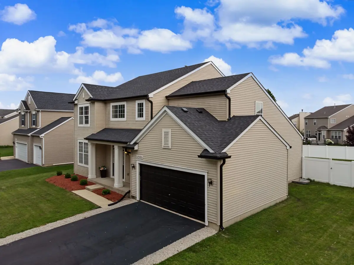 11323 Glenbrook Circle