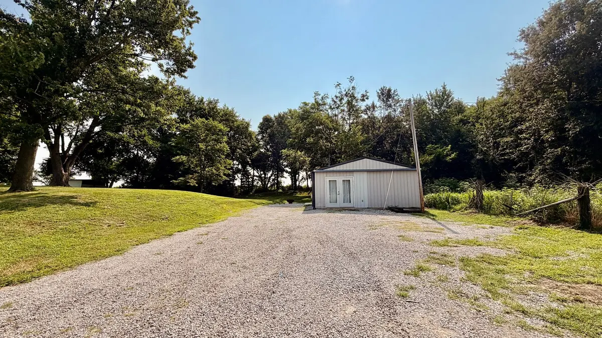 1706 County Highway 13