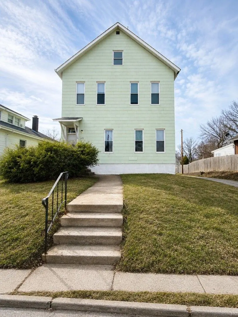 1335 W 13th Street