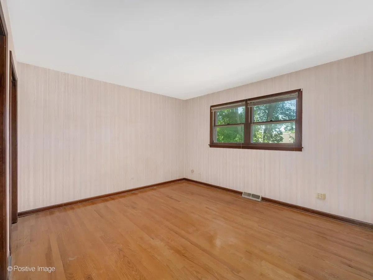 1642 Clemens Road