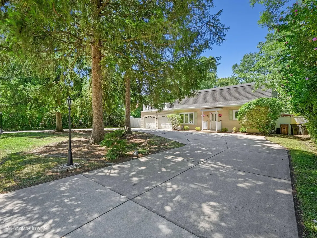 166 Forest View Avenue
