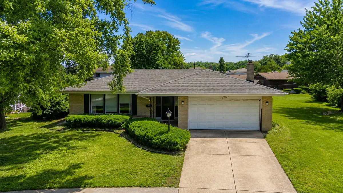 1161 E 171st Court