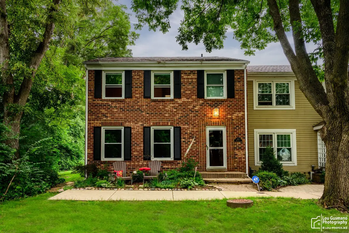 1525 WEDGEFIELD Circle