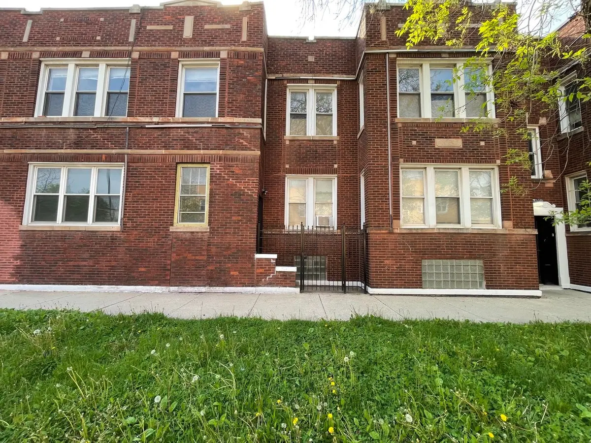 2006 N Laporte Street