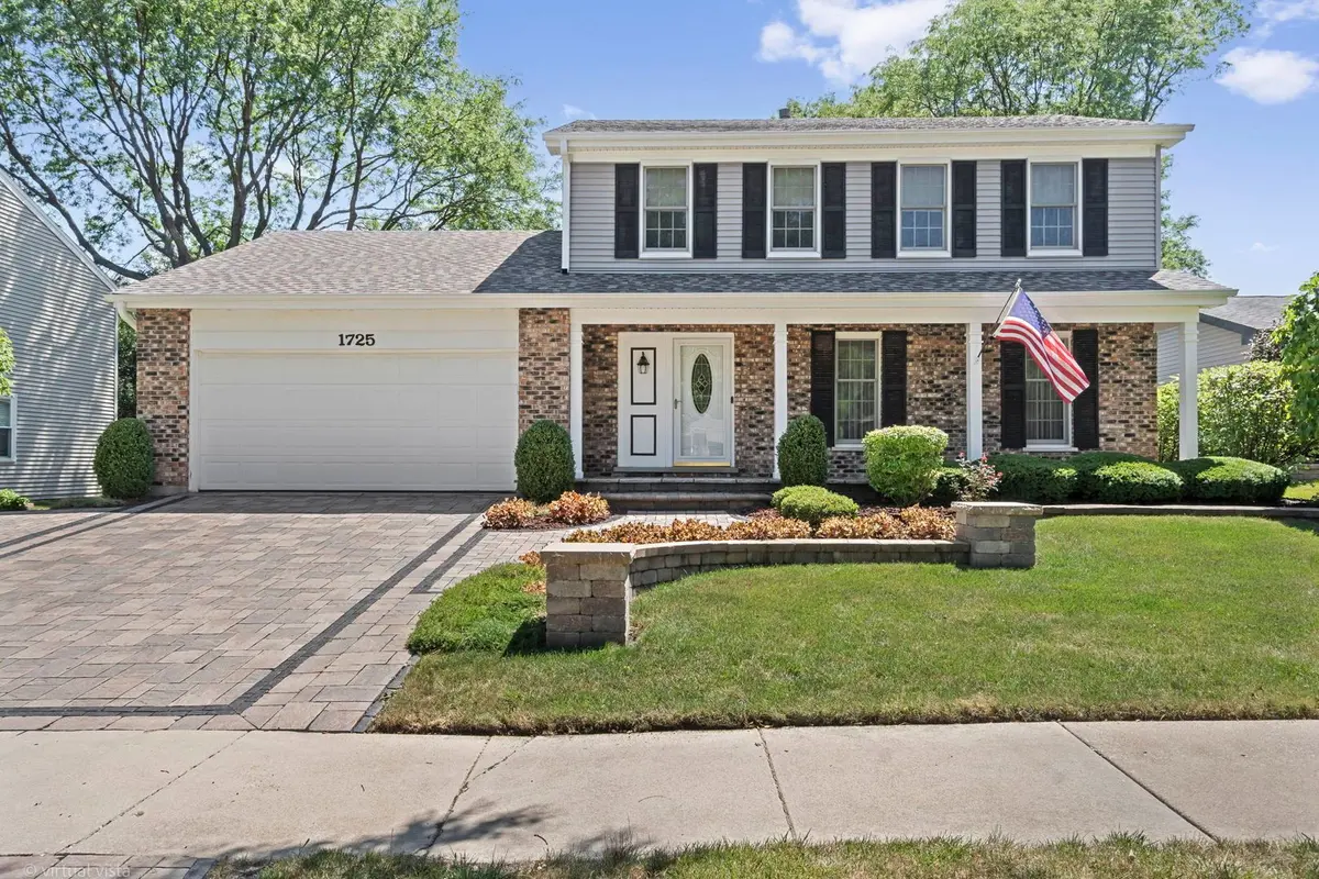 1725 Monmouth Place