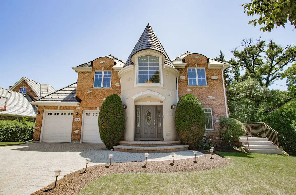 874 Writer Court