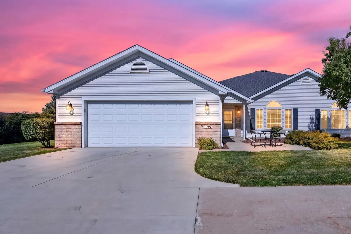3707 Wine Way