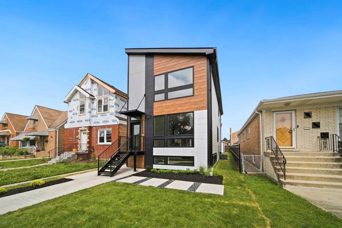 3311 N Ozark Avenue