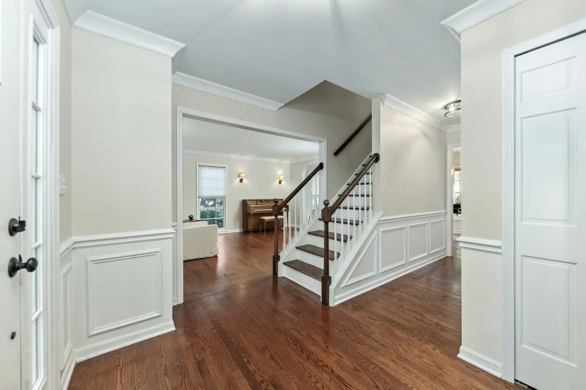1177 Kenilworth Circle