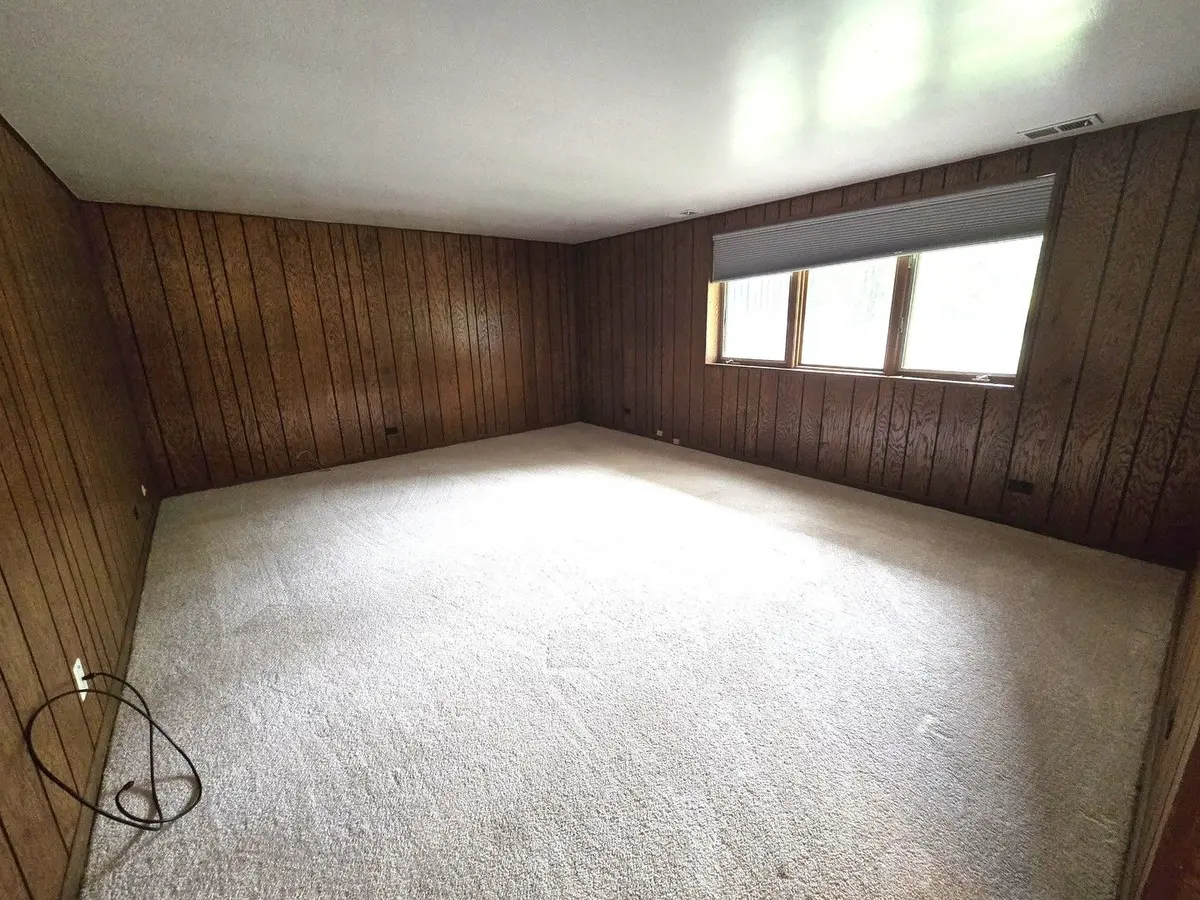 1111 S Waukegan Road S