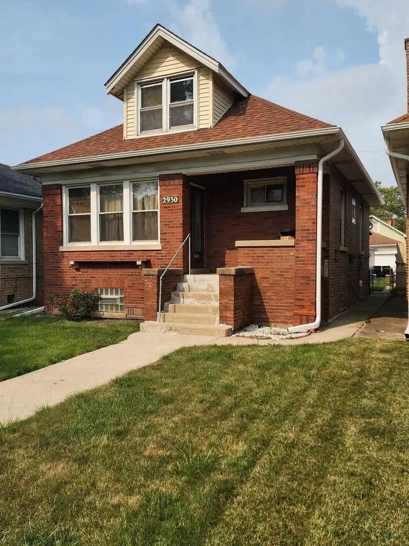 2930 N Mulligan Avenue