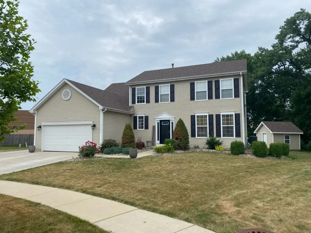 1133 Four Seasons Lane