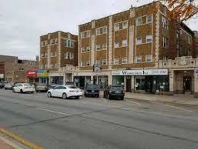 5011 W Cermak Road