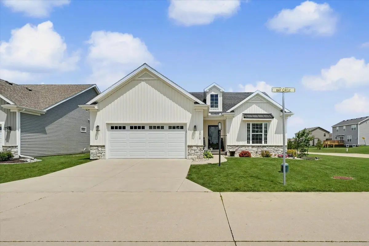 3916 Bay Circle
