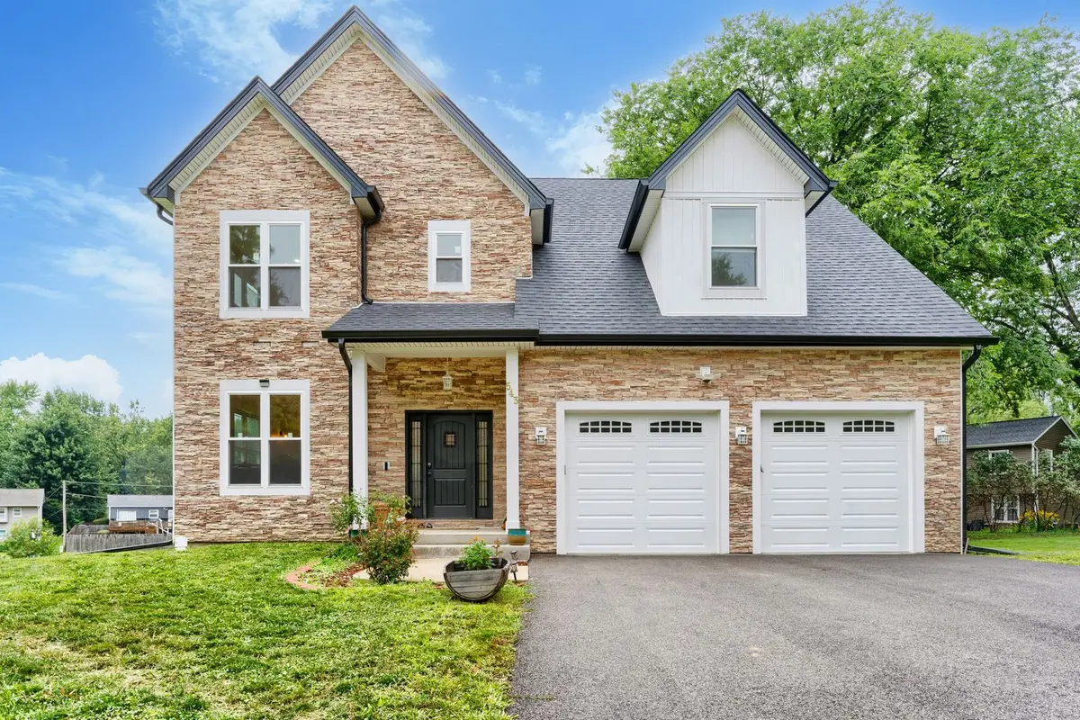 543 Madison Court