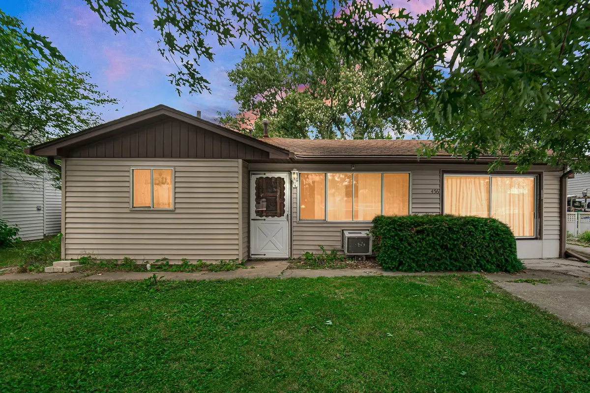 456 W Auburn Lane