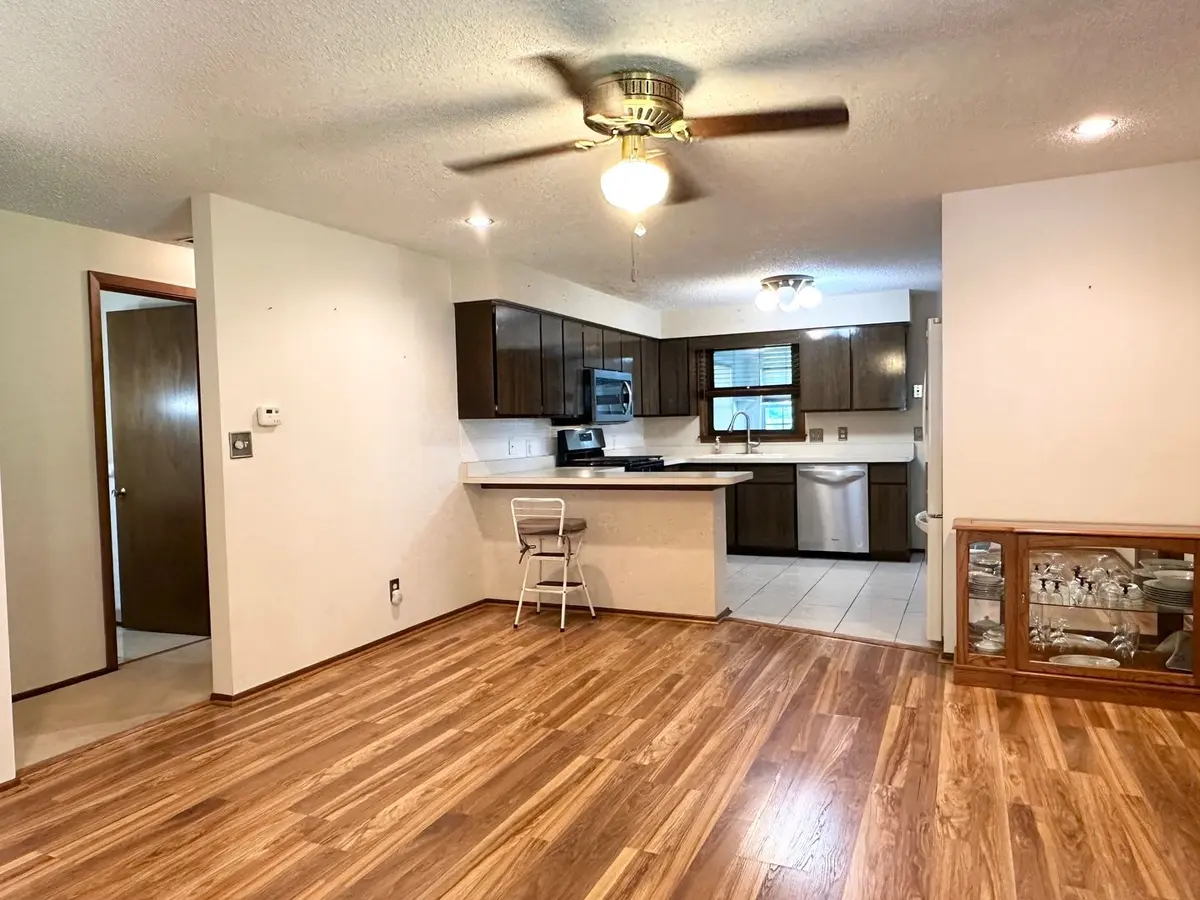 1130 Cardinal Drive