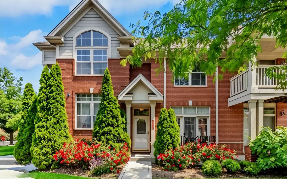 404 CALLIE Court