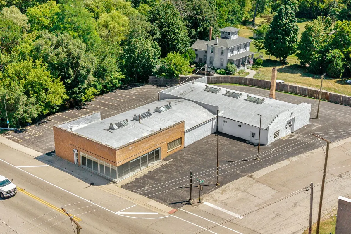 10400 Main Street