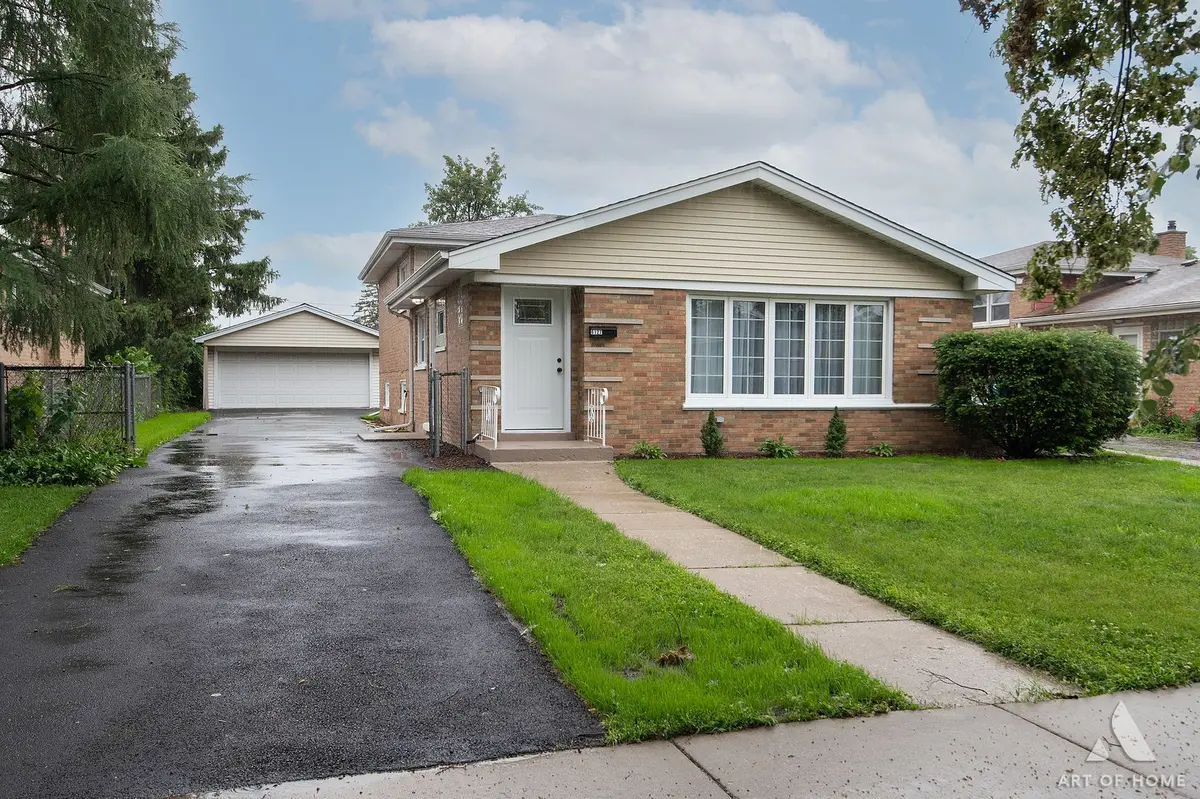 6127 W 79th Place