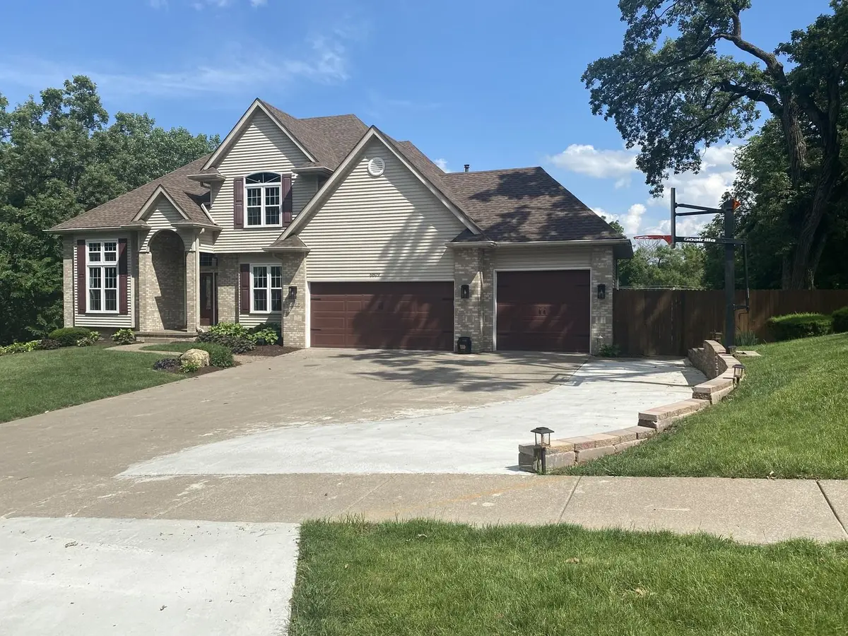 6809 RIDGES Court